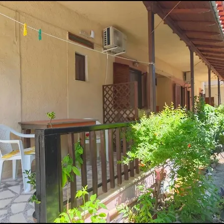 Revival Apartamento Nikiana